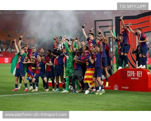 巴萨后卫孔德创造欧冠历史，单场两记头球破门